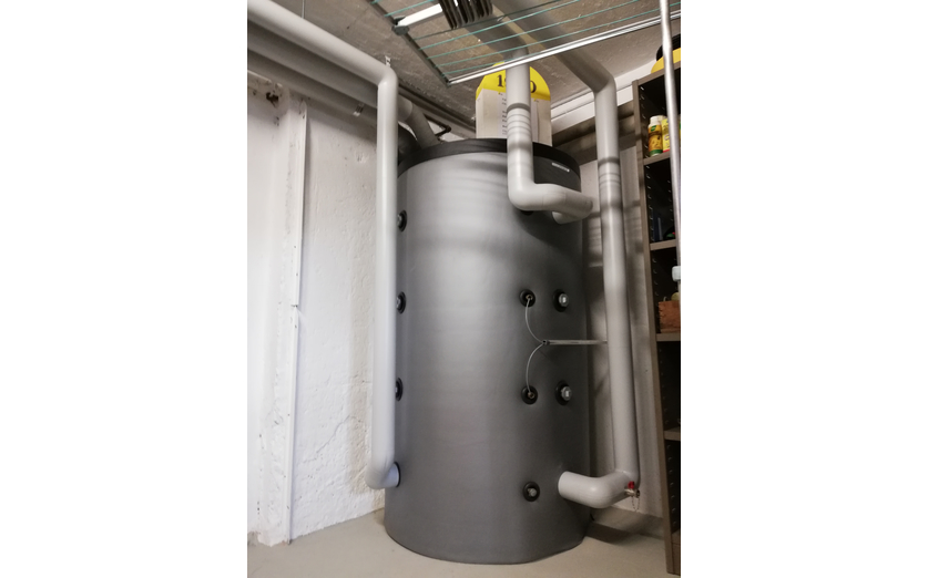 neues Heizungssystem: Erdsonden-Wärmepumpe neues Heizungssystem: Erdsonden-Wärmepumpe
